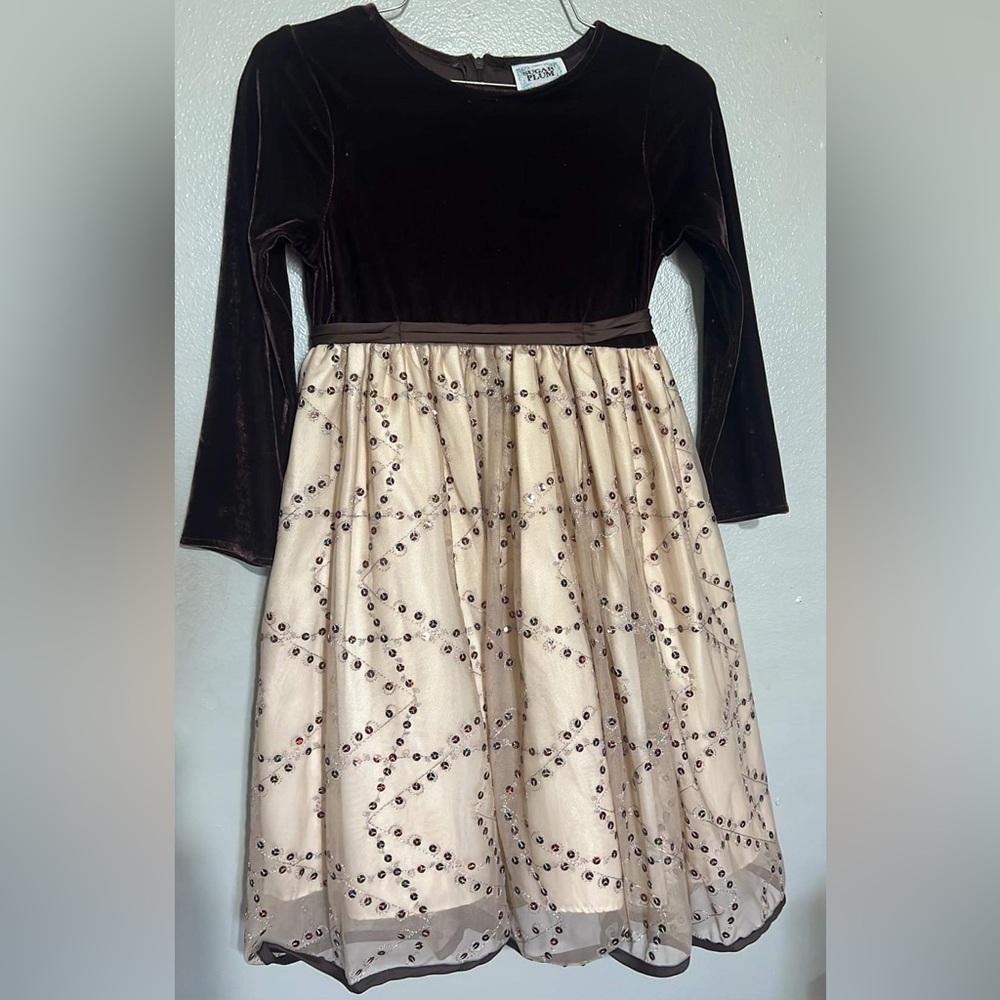 Girl brown dress with sequins long sleeve